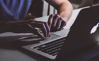 维拉这场有3个怪点，开云：中场被抢断5次+罚球争议+真正关键被忽略了